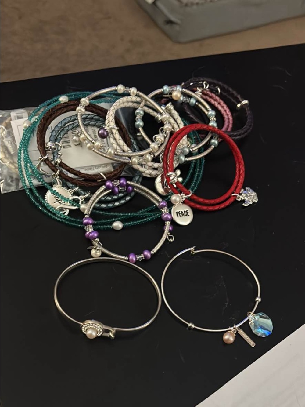 Vantel Pearl bracelet lot